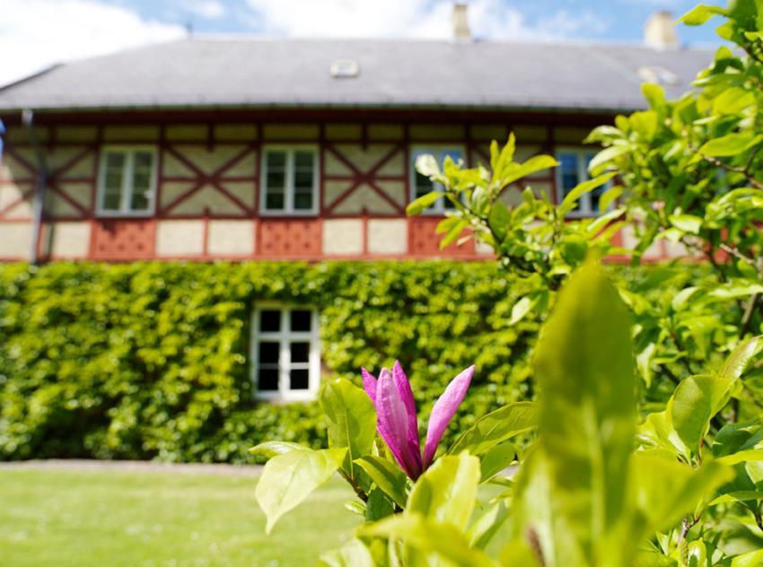 Bernstorff Castle Hotel Gentofte Exterior photo