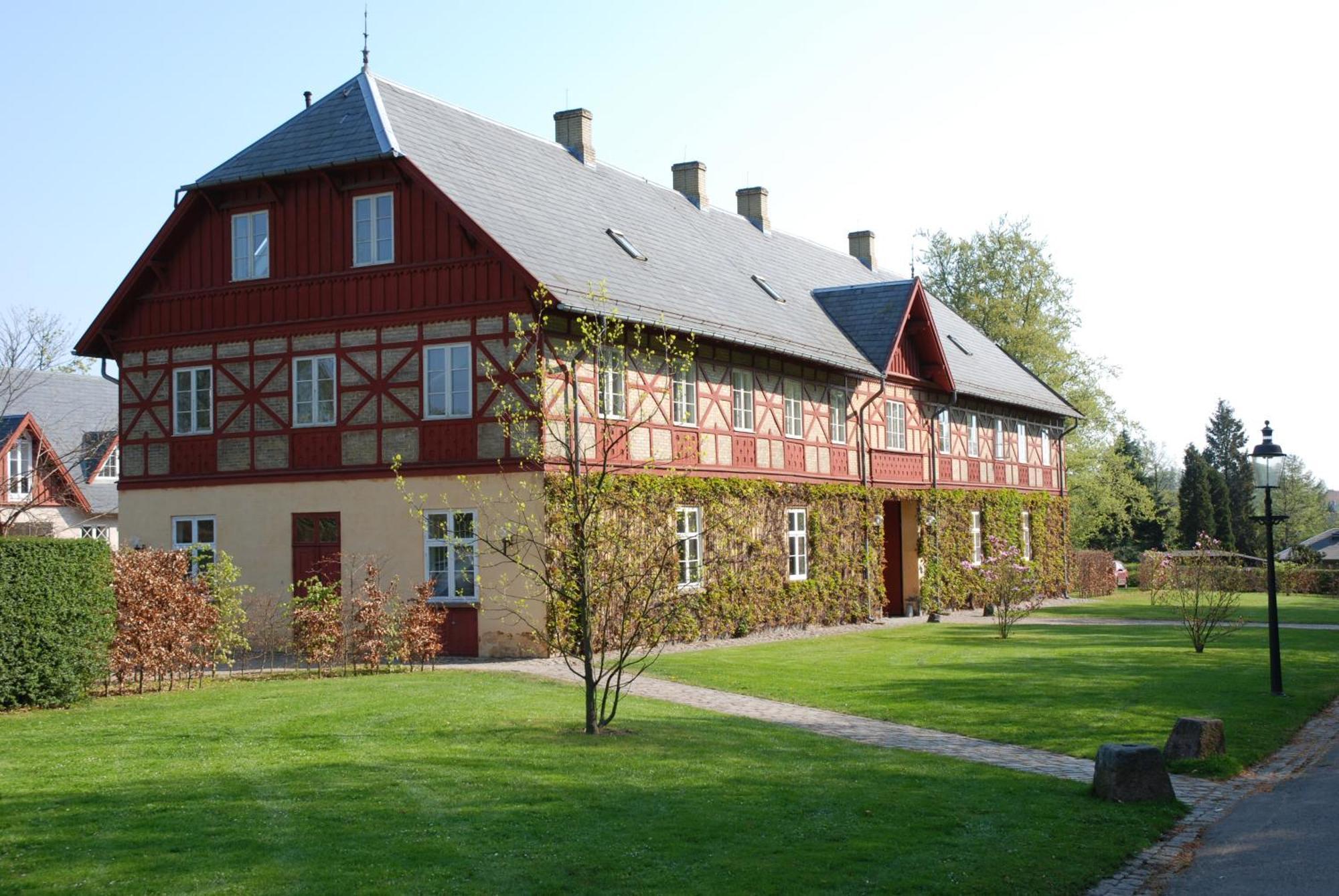 Bernstorff Castle Hotel Gentofte Exterior photo